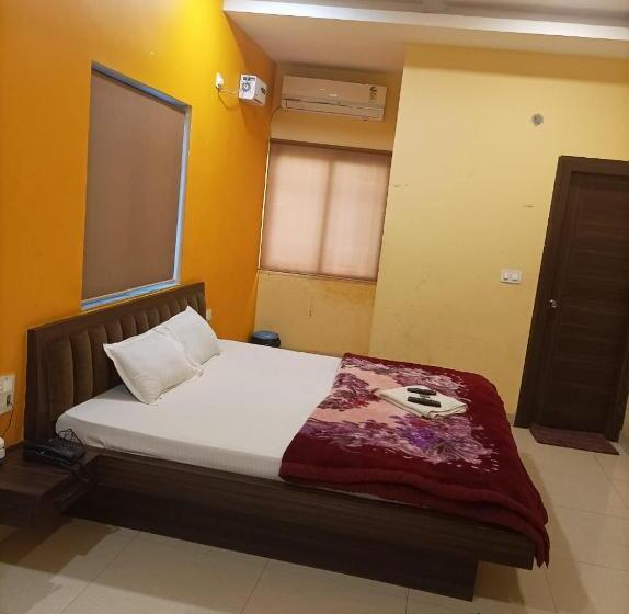 هتل Diamond Vihar, Rajgir