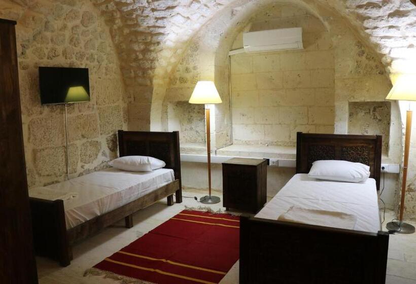 çi̇ftehan Buti̇k Otel