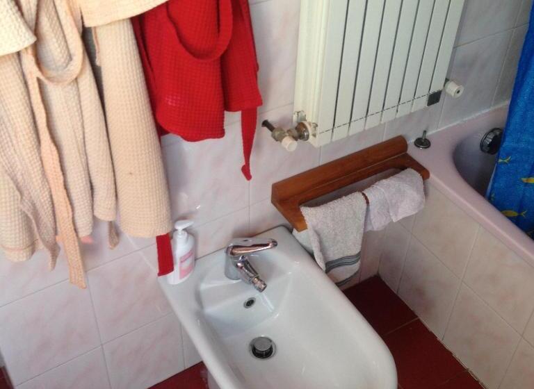 پانسیون Casabase