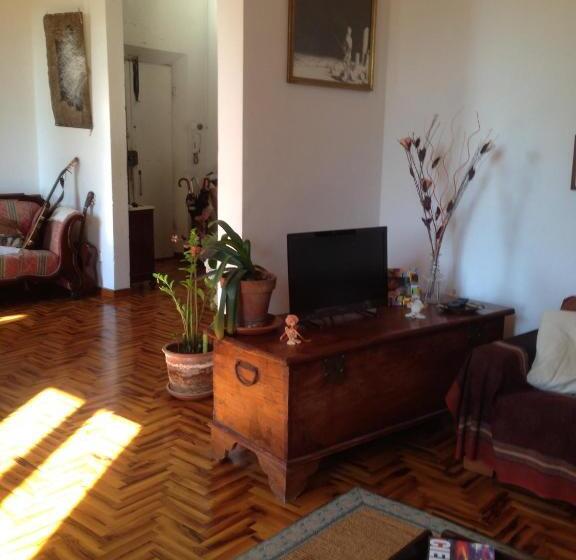 پانسیون Casabase