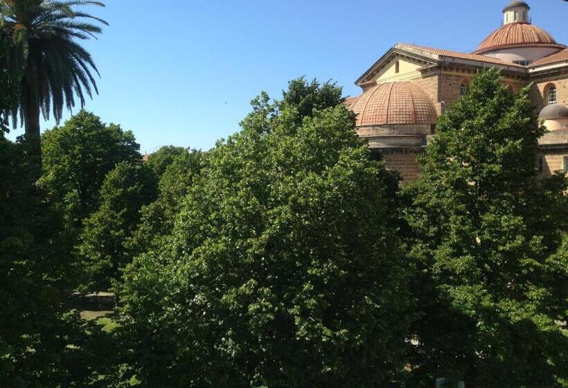 پانسیون Casabase