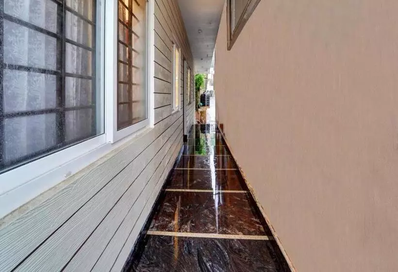 Majatalo Super Hotel O Ooty Near Rose Garden Formerly New Star Cottage