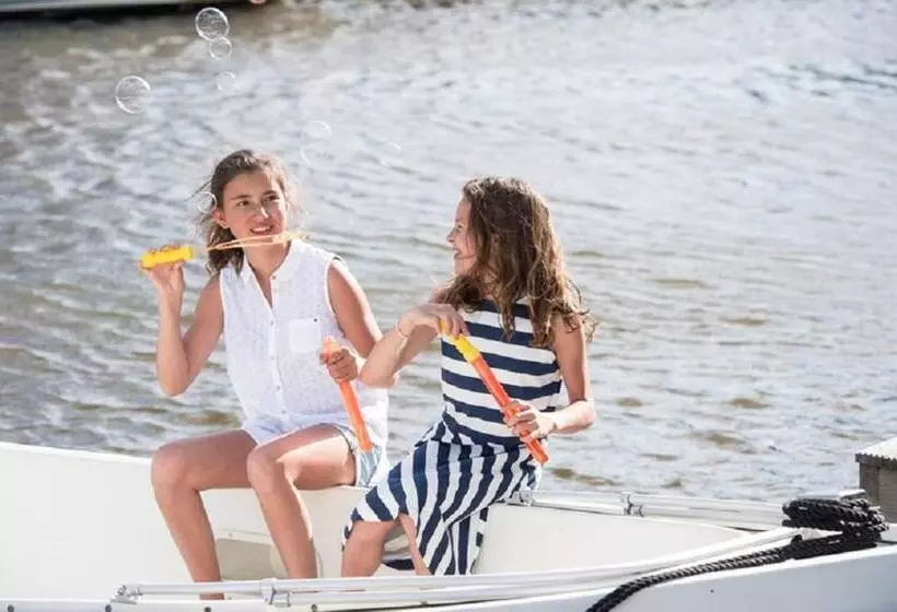 リゾートホテル Bungalow Op Eiland