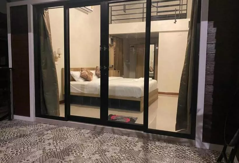 Lomakeskus Piumsuk Villa