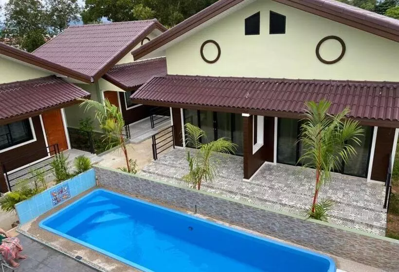 Lomakeskus Piumsuk Villa