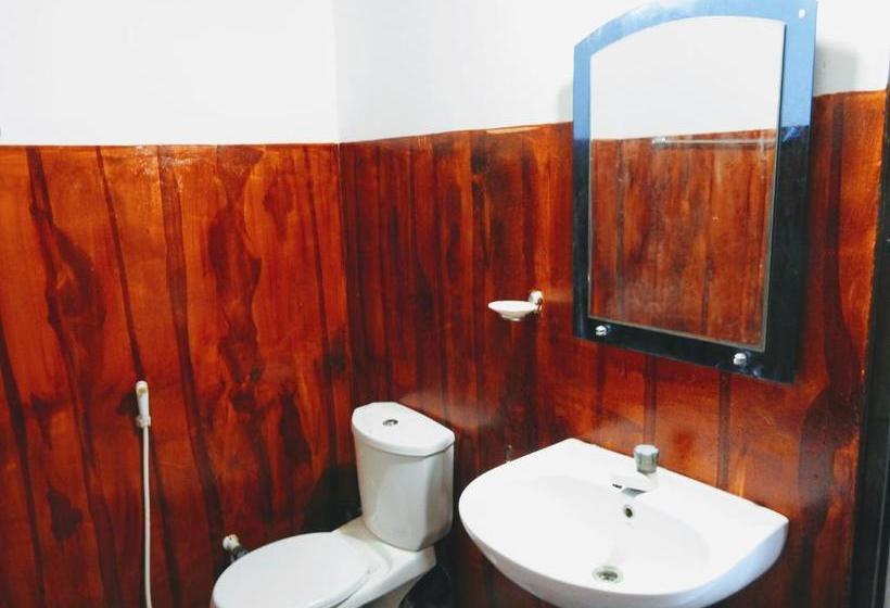 مبيت وإفطار Cresent Bay Beach