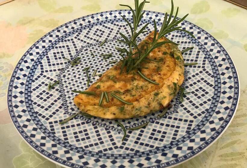 تختخواب و صبحانه Dar Esma