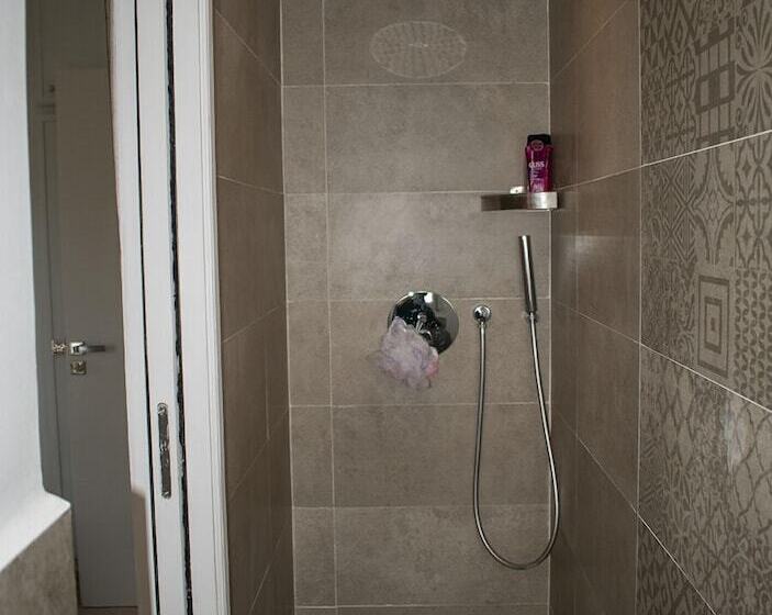 تختخواب و صبحانه Dar Esma