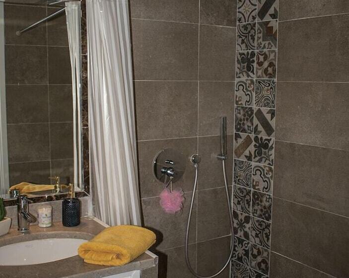 تختخواب و صبحانه Dar Esma