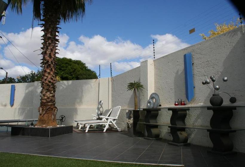 تختخواب و صبحانه Elements Executive Accommodation