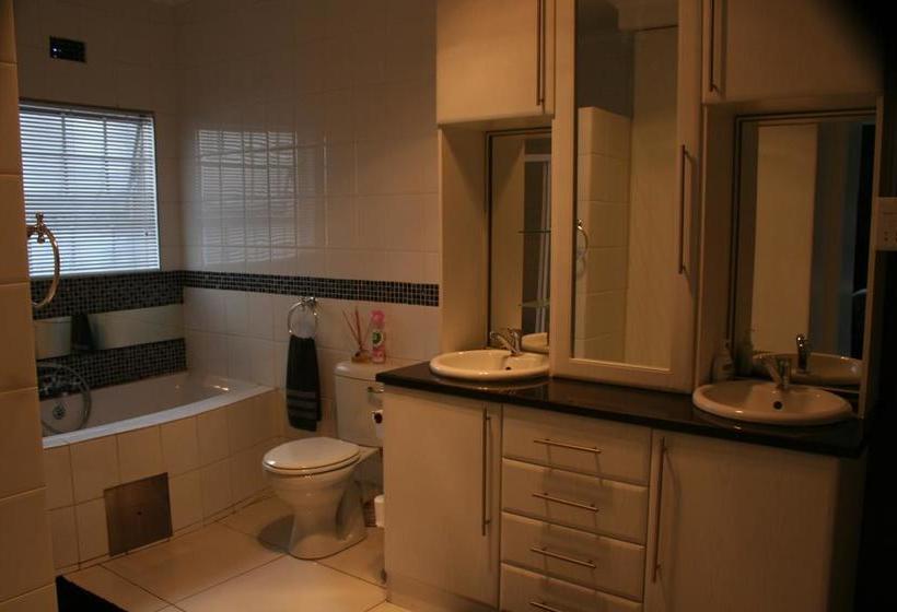 تختخواب و صبحانه Elements Executive Accommodation