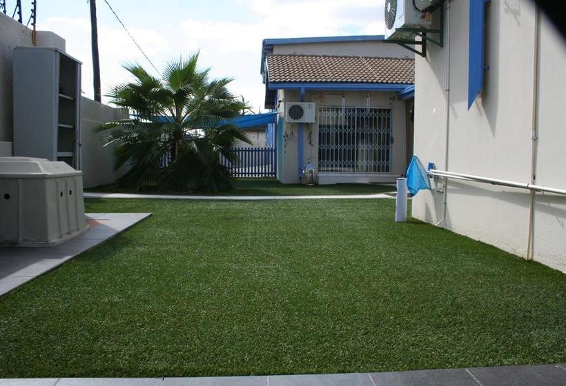 تختخواب و صبحانه Elements Executive Accommodation