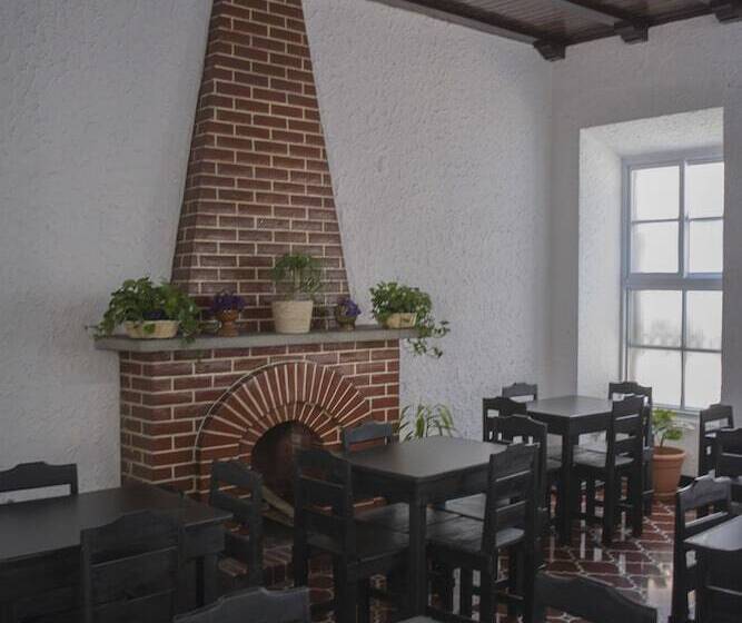 هتل Ajau Colonial