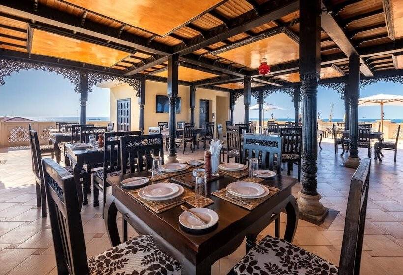 酒店 Golden Tulip Stone Town Boutique