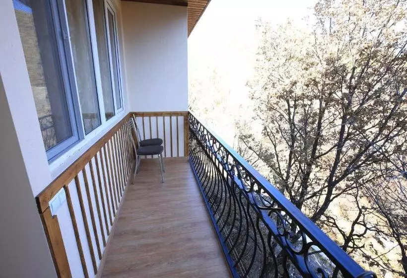 ホテル Jermuk Ani