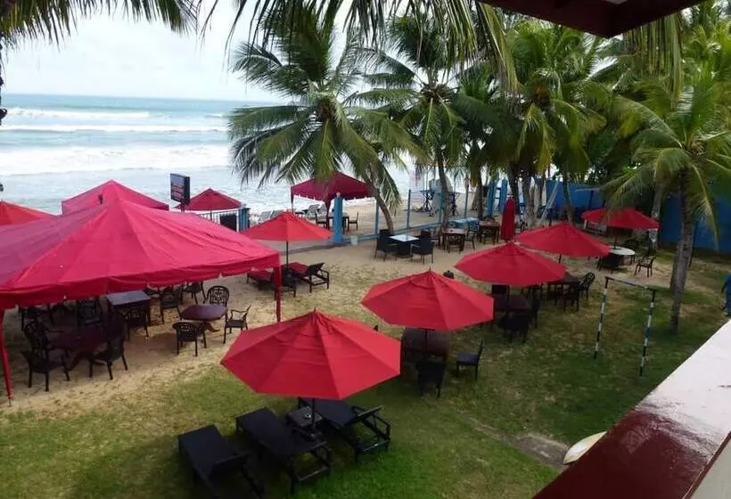 هتل Samaru Beach House