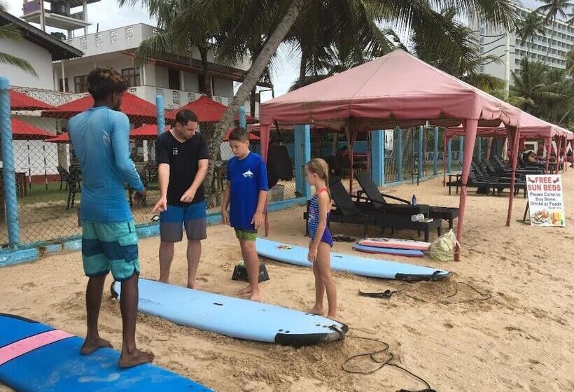 酒店 Samaru Beach House