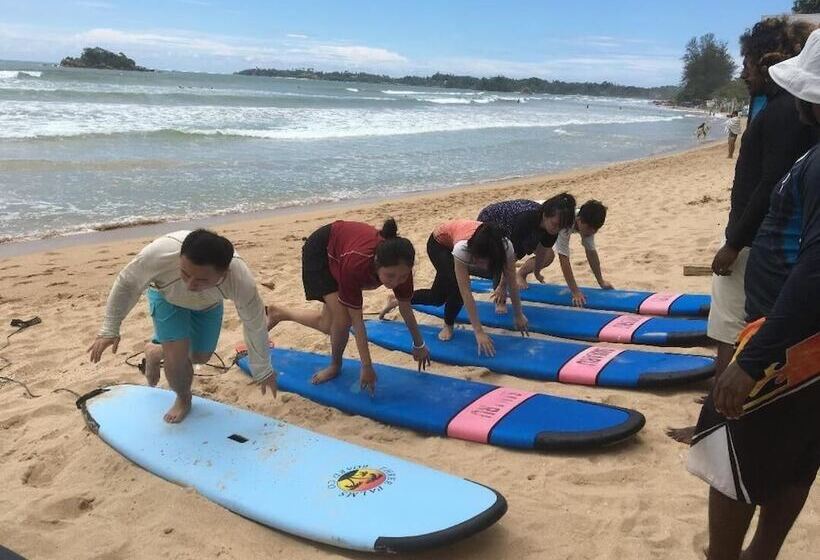 酒店 Samaru Beach House