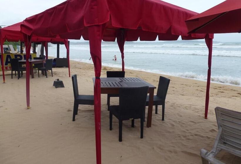 酒店 Samaru Beach House