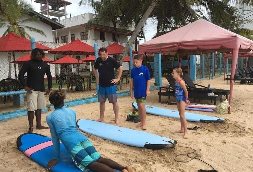 酒店 Samaru Beach House