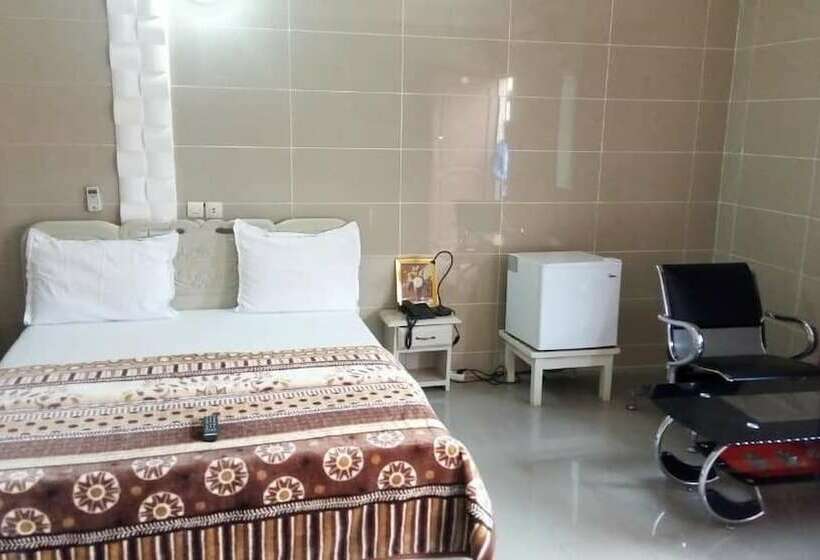 هتل Villa Des Hôtes Ii