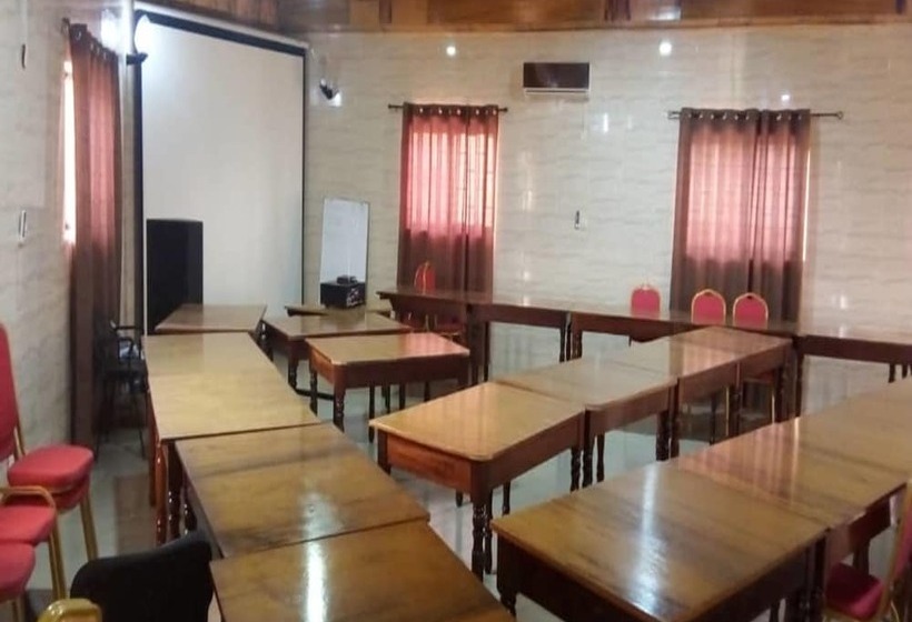 هتل Villa Des Hôtes Ii