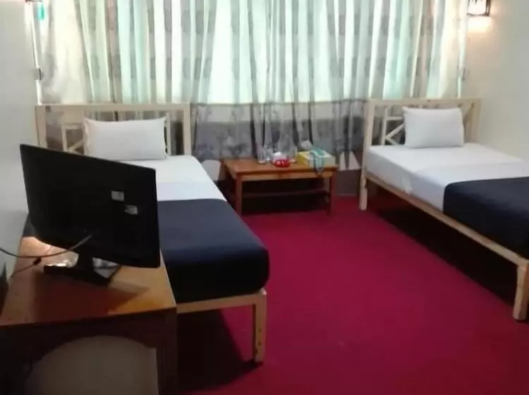 Smile Motel
