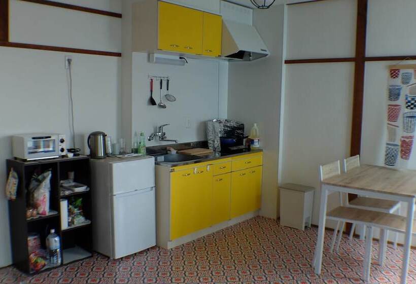 Umbrella House Osaka   Hostel