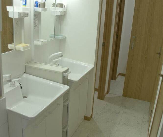 Umbrella House Osaka   Hostel