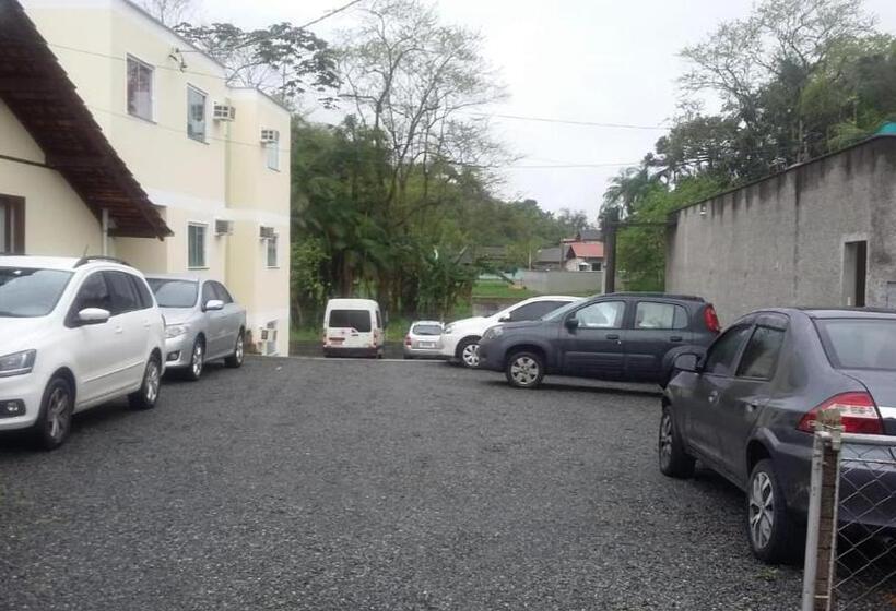 فندق صغير Pousada Luiza