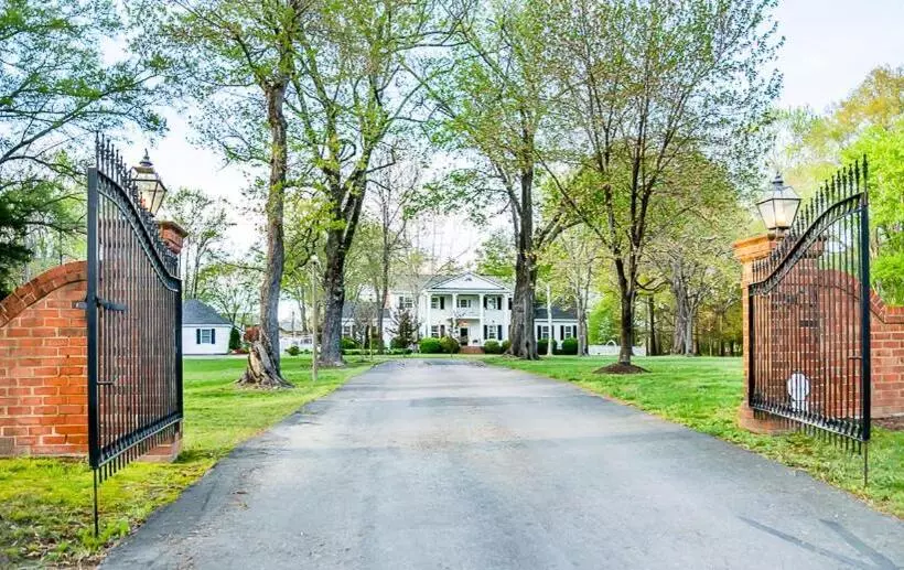 ベッドアンドブレックファースト Virginia Cliffe Inn