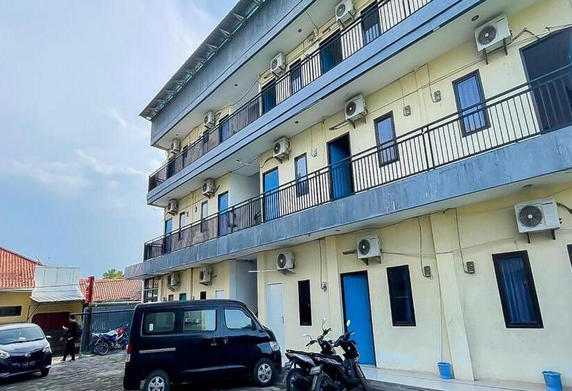 Otel Richmond Guest House Cirebon Redpartner