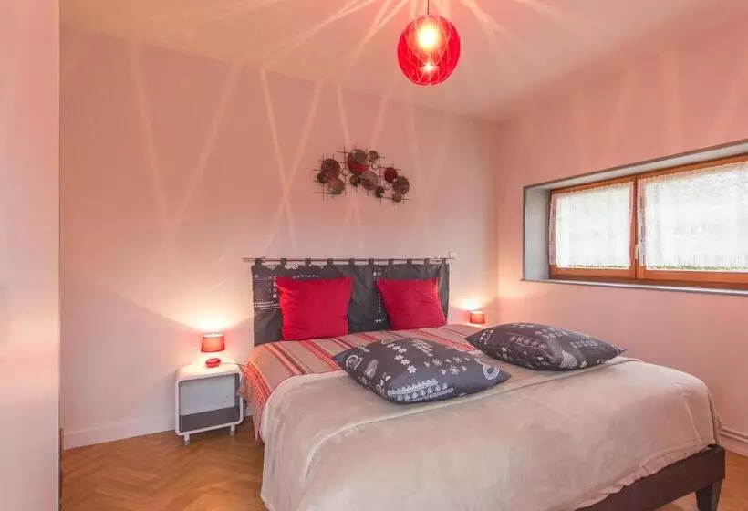 Majatalo Gîte Domaine Des Iris