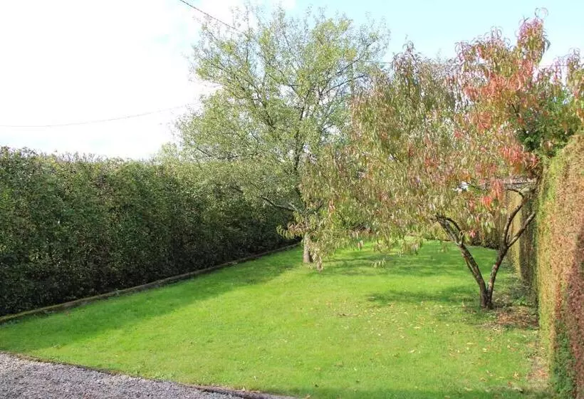 Majatalo Gîte Domaine Des Iris