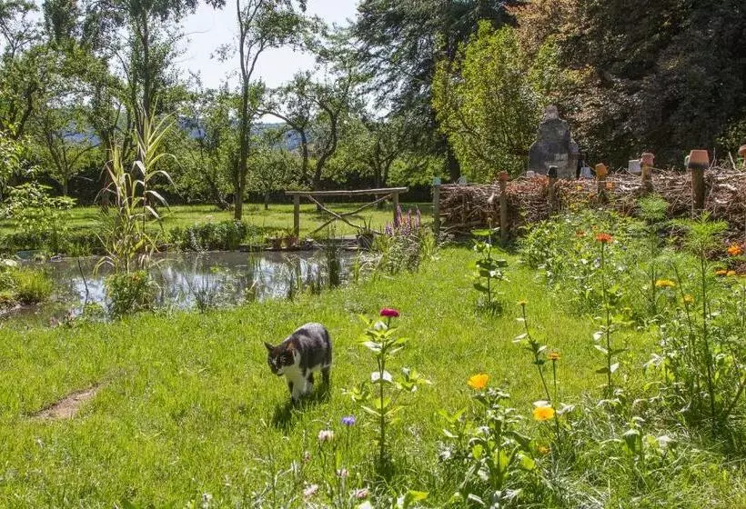 Majatalo Gîte Domaine Des Iris