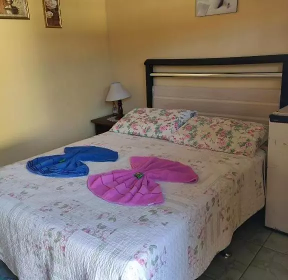 ユースホステル Sítio E Pousada Recanto Dos Ipês