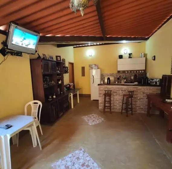 ユースホステル Sítio E Pousada Recanto Dos Ipês