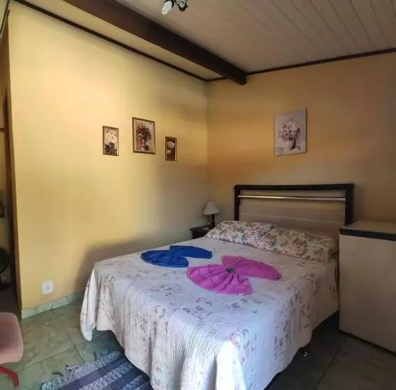 ユースホステル Sítio E Pousada Recanto Dos Ipês