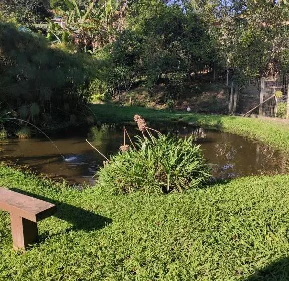 ユースホステル Sítio E Pousada Recanto Dos Ipês