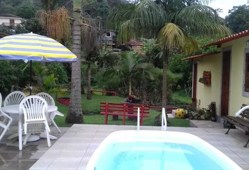 ユースホステル Sítio E Pousada Recanto Dos Ipês