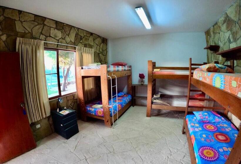 هاستل Stone House Mancora