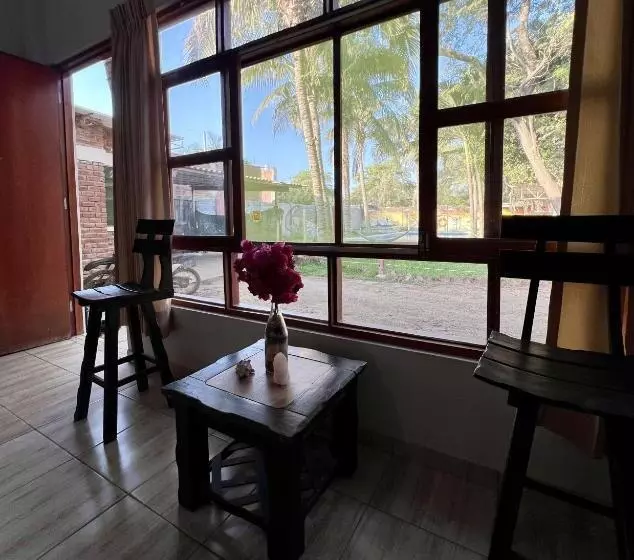 هاستل Stone House Mancora