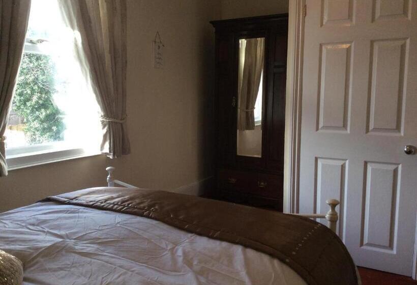 צימר The Olivers Guest House