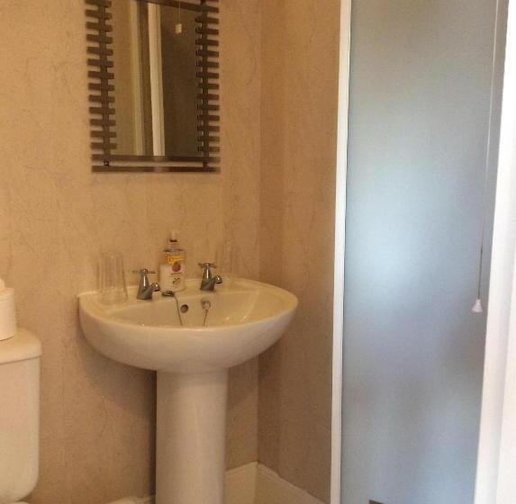 צימר The Olivers Guest House