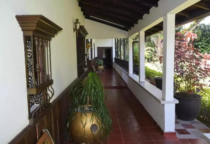 ホテル Finca La Bella