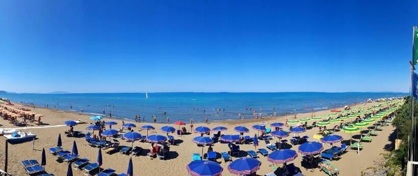 Отель Villa Tramonto Direttamente Sul Mare