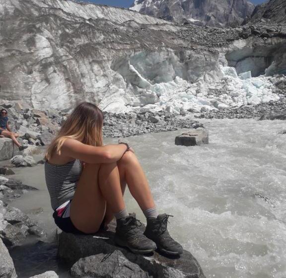 پانسیون Guest House Pangani