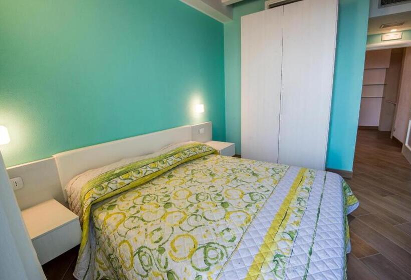 ペンション Largo Chianura