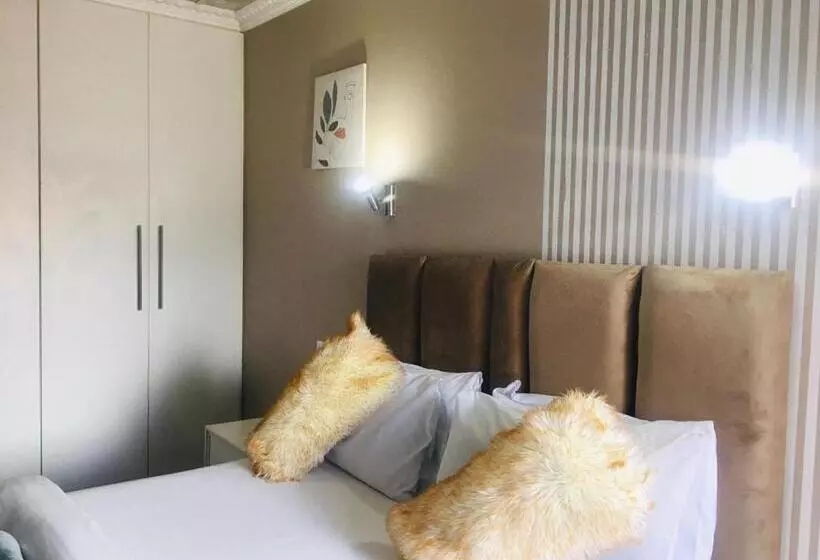 ペンション Mavi Guest House