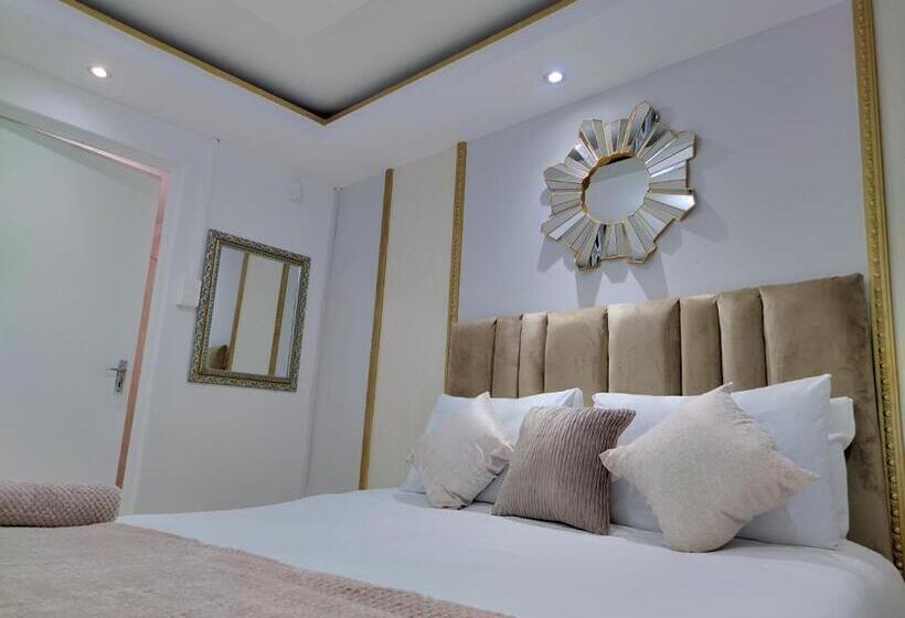 پانسیون Mavi Guest House